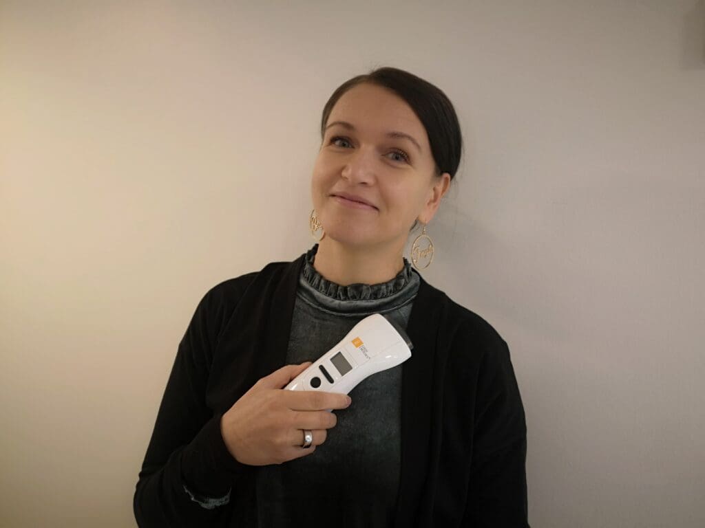 Heli Dromberg juoksijan polvi B-Cure laser